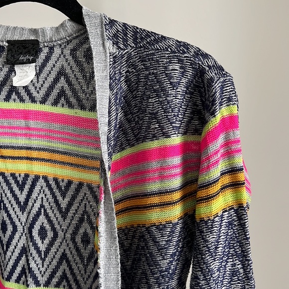 Daytrip Sweater - Picture 2 of 6